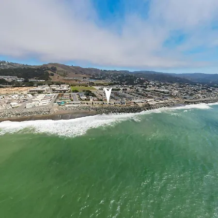 @ Marbella Lane - Oceanfront W/ Unobstructed Views!! Villa